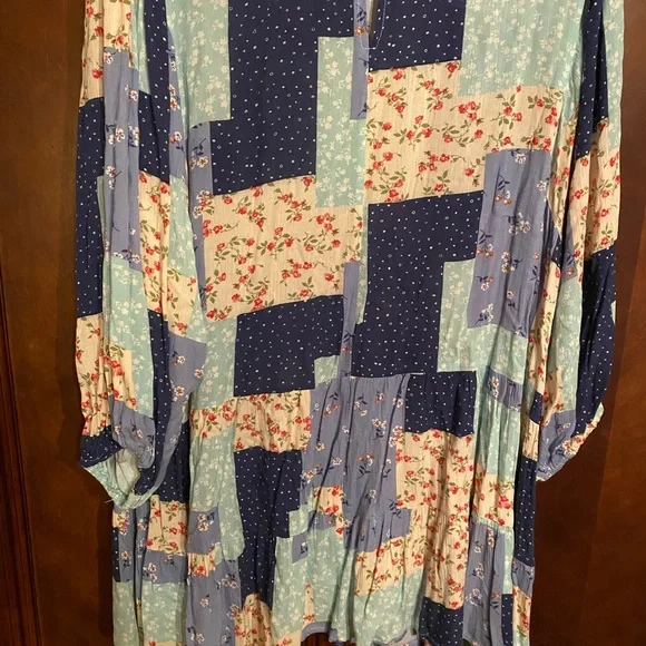 Easel patchwork tunic - Picture 2 of 6